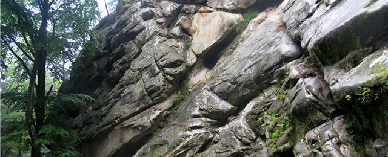«Протятые камни» памятник созданный природой в Черновицкой области. Отзывы посетителей.