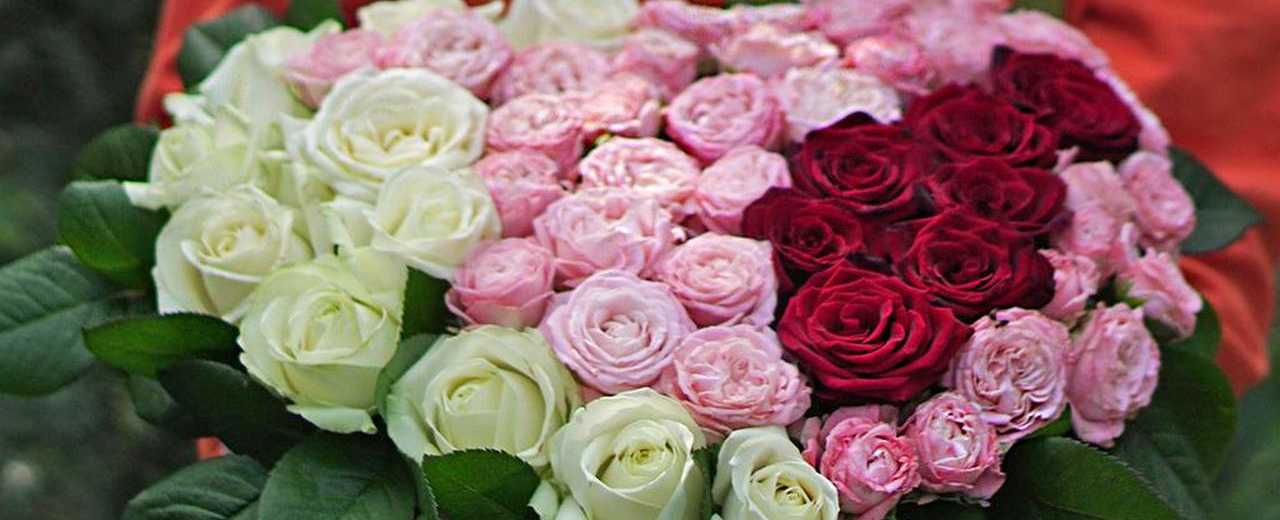 Цветы в День Влюбленных с доставкой