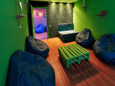 АНТИкинотеатр «Rockfellow» зелёная комната