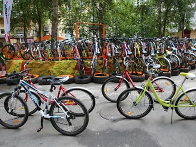 велопаркинг, велопрокат и велосервис в «FreeGen SPACE»