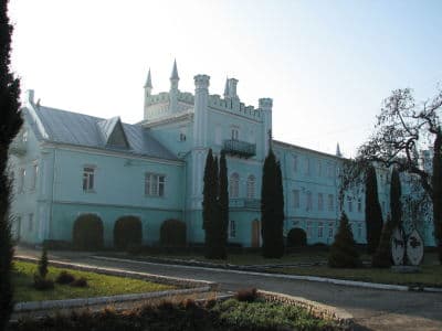 Неоготический замок в Белокринице - дворец Воронина