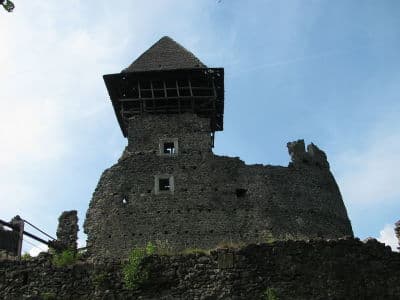 Невицкий замок возлу Ужгорода