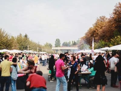 Kyiv Food and Wine Festival - восьмой фестиваль еды и вина 13 и 14 мая 2017 года на ВНДХ в Киеве