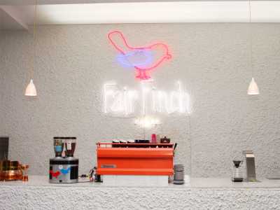 Кофейня Fair Finch Coffee Center является неотъемлемой единицей кофейной сети, принадлежащей Роману Пономареву. 