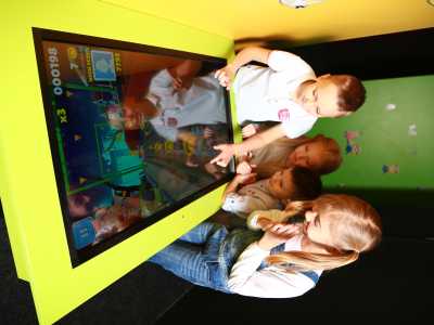 Игровой провайдер «Hunters Game» главным образом специализируется на квест играх для детей. 