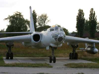 Самолет ТУ16К-26 в полтавском музее дальней и стратегической авиации