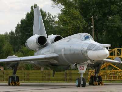 Самолет ТУ22-КД в полтавском музее дальней и стратегической авиации
