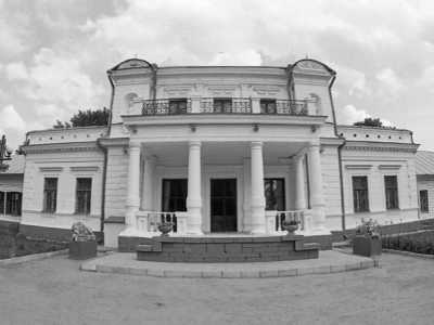 Музей шоколада, дворец Голицына являются отличным местом организации интересного, информативного отдыха. 
