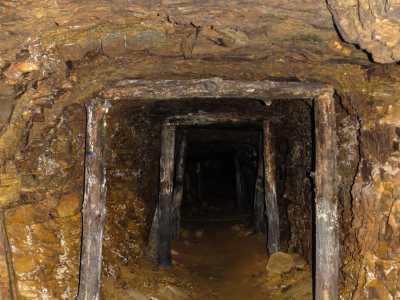  Кочубеевский рудник идеально подходит для выполнения уникальных фото, видео. 