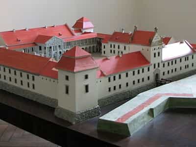 Замок в Жолкве - памятник архитектуры эпохи ренессанса