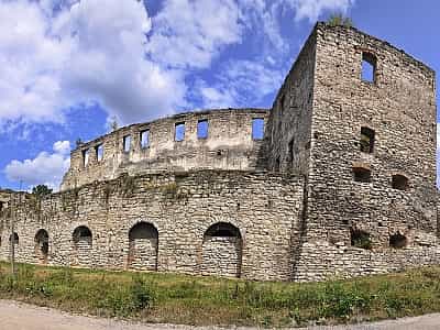 Чортковский замок - бывшая резиденция семьи Гольских и магнатов Потоцких. Является важной частью Национального заповедника "Замки Тернопольщины".