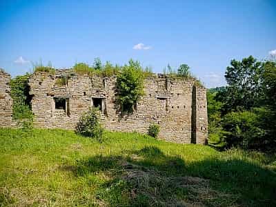 Микулинецкий замок 16-18 века в Тернопольской области