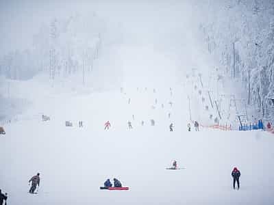 Лыжные склоны в горнолыжном комплексе "Мигово"