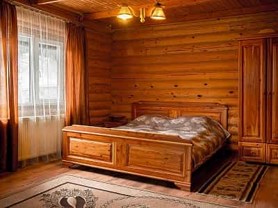 Номер в отеле в горнолыжно-туристическом комплексе "Мигово" в Черновицкой области