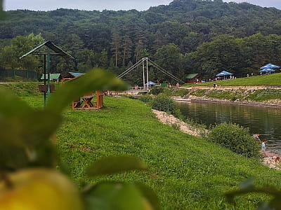  Озеро в загородном комплексе "Львовская Швейцария" 