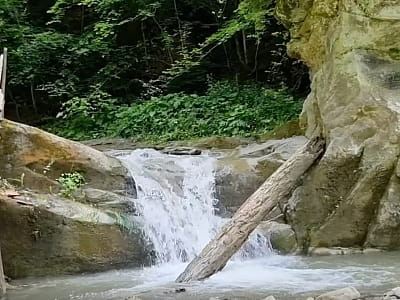 Водопад Ворота - волшебные ворота Смугарских водопадов