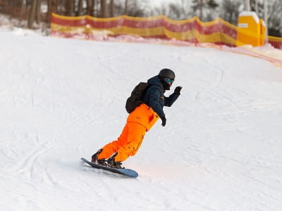 «Emily Ski» - современный горнолыжный комплекс возле Львова с трассами для всех уровней, арендой снаряжения, питанием, проживанием и зимними развлечениями. 