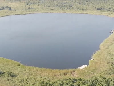 Озеро Болотное на Волыни - дикий водоем среди заказника «Озерянский». Место для рыбалки, наблюдения за природой и уединения среди болотных пейзажей.