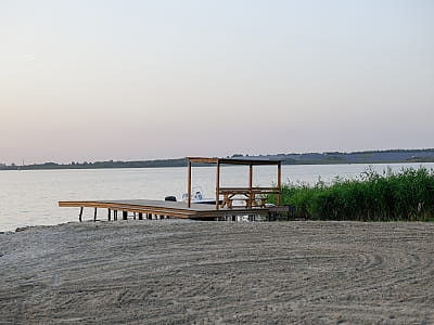 Загородный комплекс California - отдых на Яворовском море под Львовом