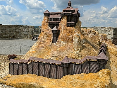 Крепость Тустань в музее миниатюр «Замки Украины» в Каменце-Подольском