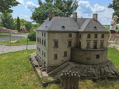 Острожский замок в музее миниатюр «Замки Украины» в Каменце-Подольском