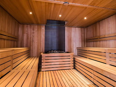 Финская сауна в загородном комплексе City Holiday Resort & SPA в селе Петропавловская Борщаговка возле Киева