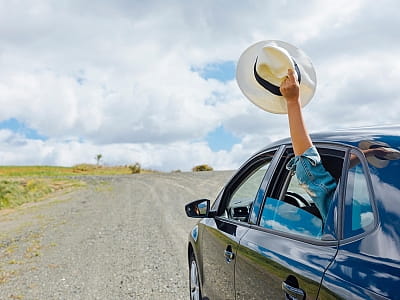 Автоподорожі Україною 2025: гід для поїздок на тимчасовому або транзитному авто