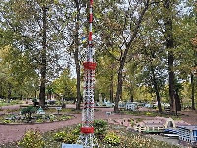 Телебашня в парке-музее «Украина в миниатюре»
