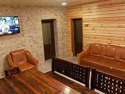 зона отдыха возле бани в загородном комплексе BARICLUB в селе Дерновка под Киевом