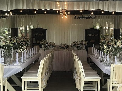 торжественные банкеты и свадьбы в загородном комплексе «Чудодиево» в селе Вышполь Житомирской области