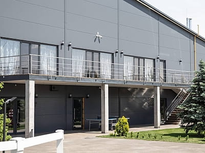 Конно-спортивный комплекс DERGACHOV в селе Веремья Киевской области