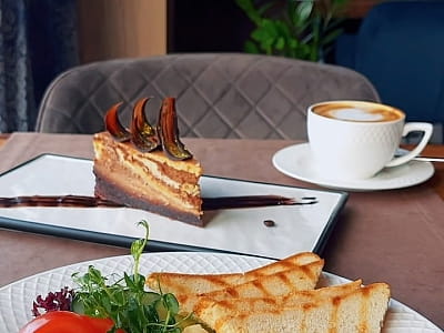 ресторан в загородном комплексе DERGACHOV в селе Веремье Киевской области