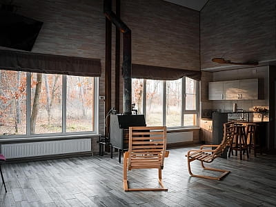 деревянных домиках в стиле лофт в загородном комплексе Пан Чан возле Золотоноши 