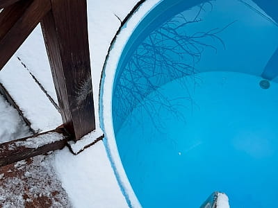 холодная купель возле чана в загородном комплексе Пан Чан возле Золотоноши 