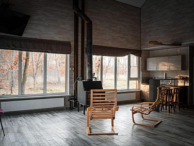 деревянных домиках в стиле лофт в загородном комплексе Пан Чан возле Золотоноши 