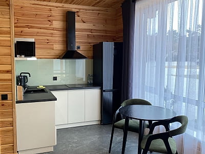 коттеджи и номера в загородном комплексе Perlyna Resort возле Черкасс