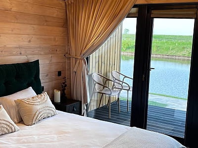 коттеджи и домики в загородном комплексе «Родосвит» в живописном селе Житные Горы Киевской области