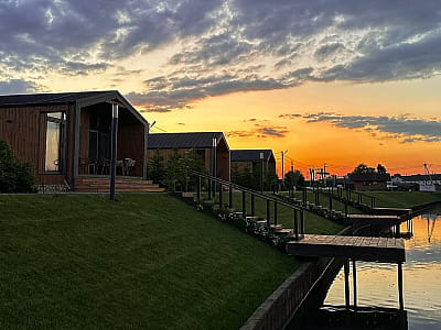 Загородный комплекс «Родосвит» расположен в живописном селе Житние Горы Киевской области, всего в 90 км от столицы.