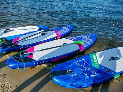 прогулка на SUP досках в загородном комплексе Selena Family Resort возле Черкасс