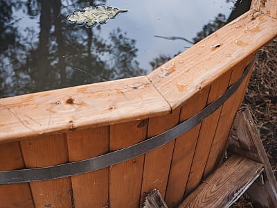 карпатский чан в загородном комплексе Shelest