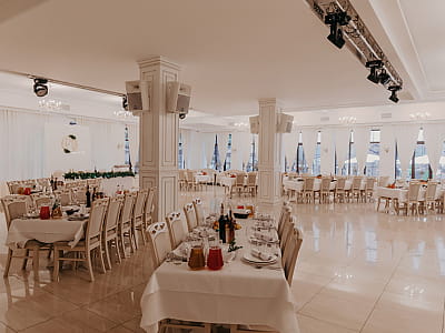 банкетный зал в загородном комплексе ZASTAVA (Застава) возле Умани