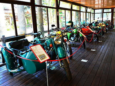 Музей мотоциклов в загородном комплексе ZASTAVA (Застава) возле Умани