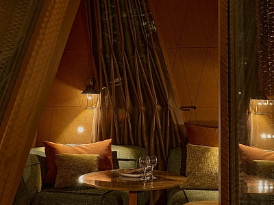 NAMETY PARK — дизайнерские павильоны среди леса на ВДНХ в Киеве: уютный отдых, террасы, офуро, сауны, BBQ и доступ к многочисленным событиям и гастролокациям.