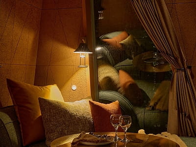 NAMETY PARK — дизайнерские павильоны среди леса на ВДНХ в Киеве: уютный отдых, террасы, офуро, сауны, BBQ и доступ к многочисленным событиям и гастролокациям.