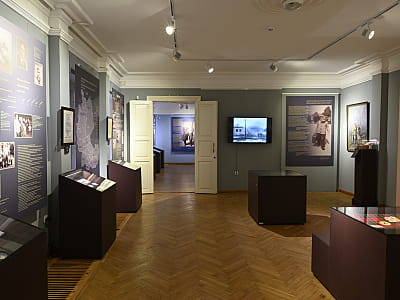 Музей украинской диаспоры в Киеве рассказывает об истории эмиграции, выдающихся украинцах мира и их художественном наследии. Уникальная экспозиция и коллекция.