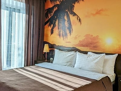 Гостиничные номера в загородном комплексе «ХВИЛЯ» на берегу реки Днепр вблизи Светловодска.