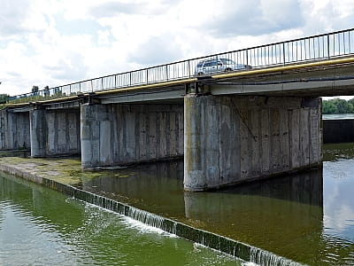 Река Роставица — приток Роси в Украине, известная своей историей, природными ландшафтами, рыбалкой и живописными берегами.