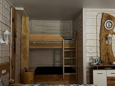 однокомнатные и двухкомнатные номера в загородном комплексе «Аквамарин» в селе Цыбули, недалеко от Полтавы