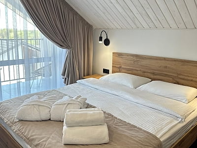 уютные номера и коттеджи в загородном комплексе Balka Eco Club в живописном уголке Полтавской области, среди природы, тишины и водной глади