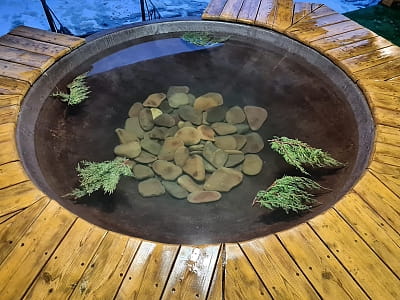 карпатский чан в загородном комплексе Bulanovo в селе Буланово Полтавской области